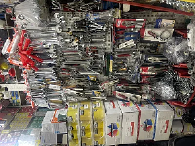 رنگ و ابزار صبوری