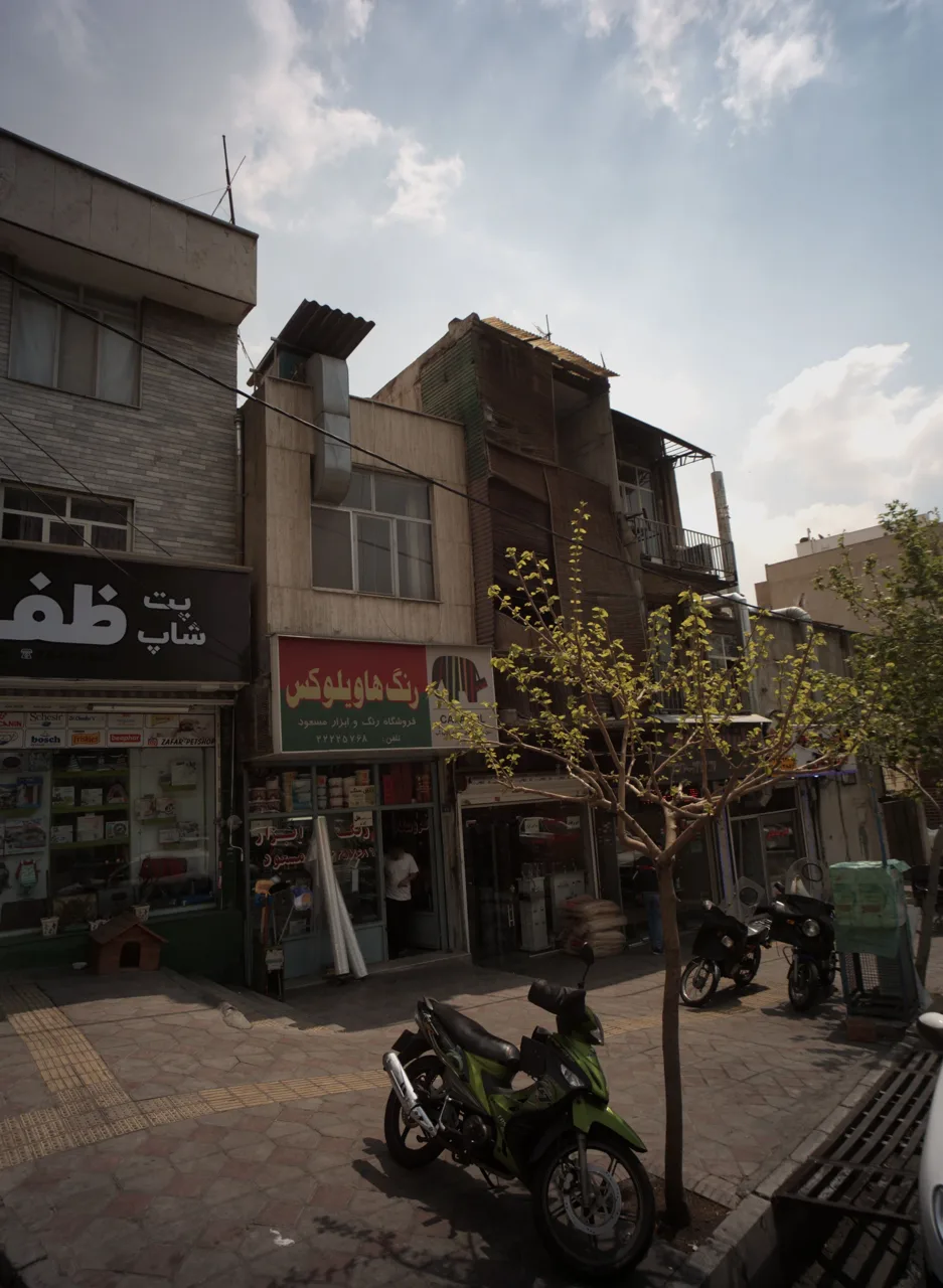 فروشگاه رنگ و ابزار مسعود