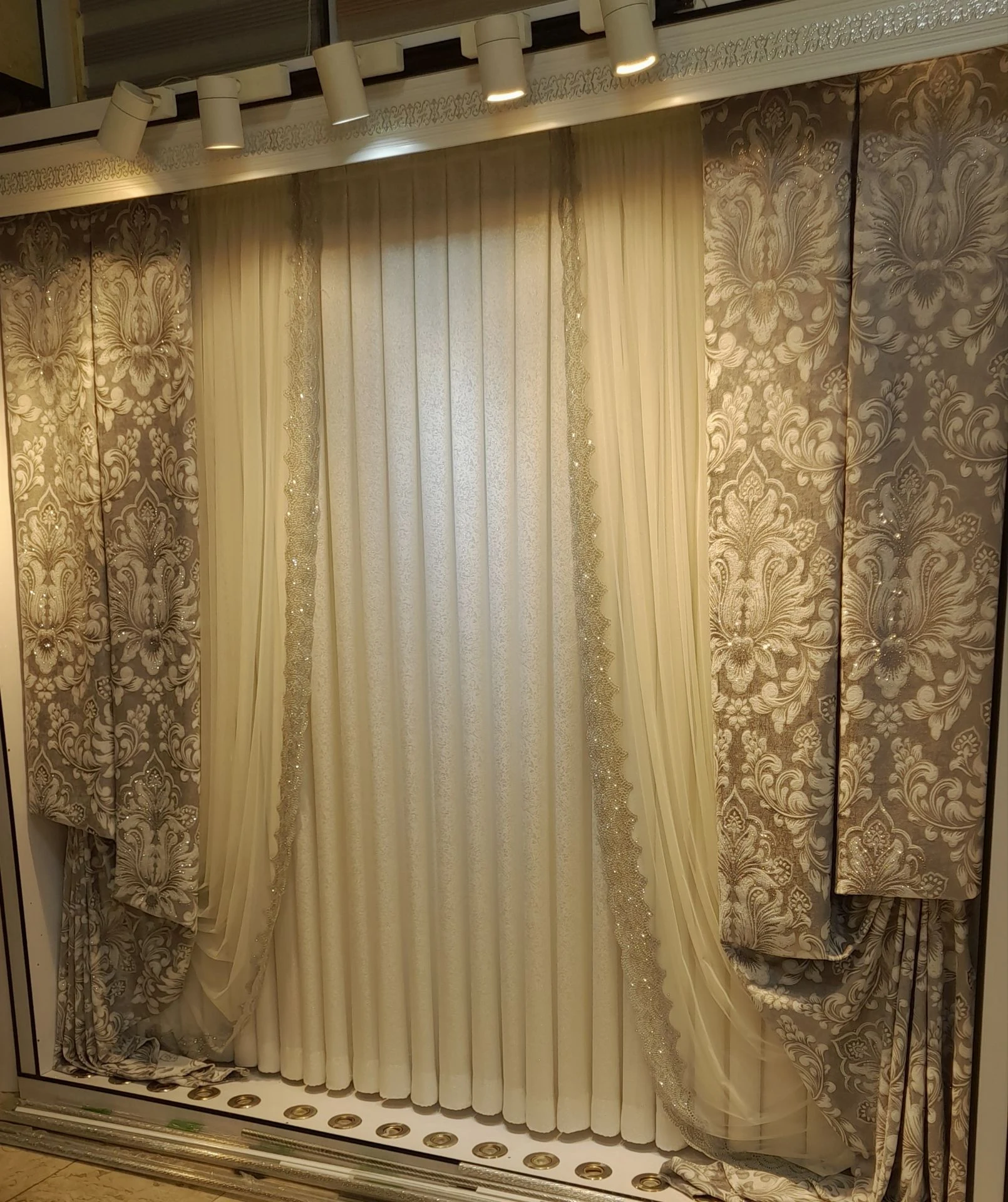 پرده سرای سعید