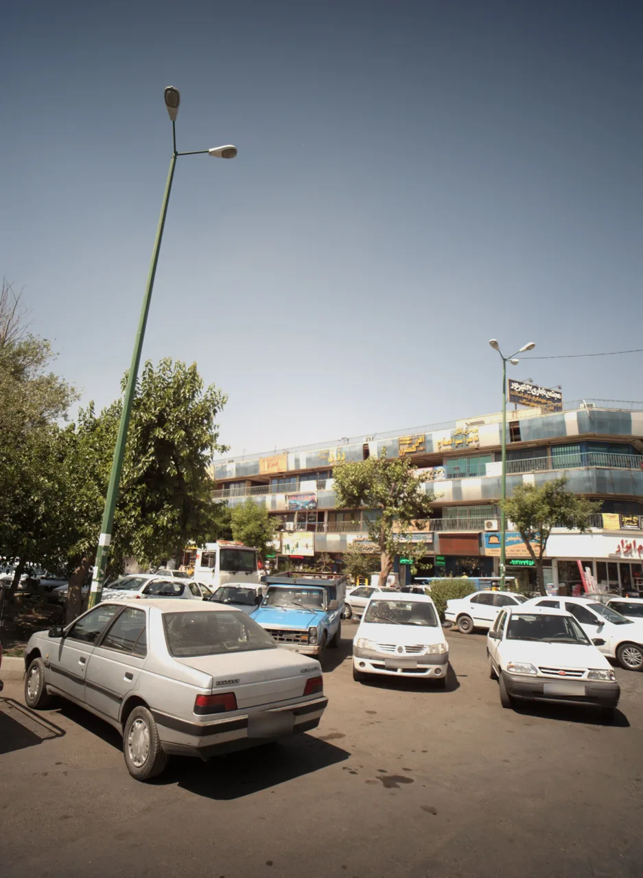 بورس آهن آلات صنعتی و ساختمانی فراز