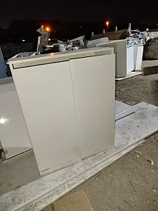 انبار چوب و تخته نادر