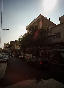 فروشگاه لوازم ساختمانی و ابزار یراق کاظمی