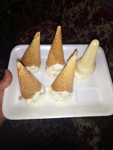 بستنی‌ گل آذین