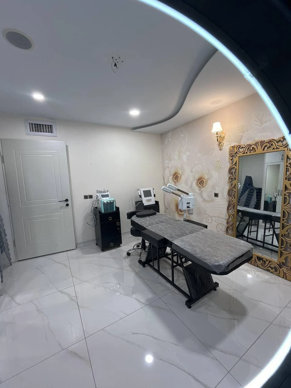 مرکز پاکسازی پوست Fresh Face - تصویر 2