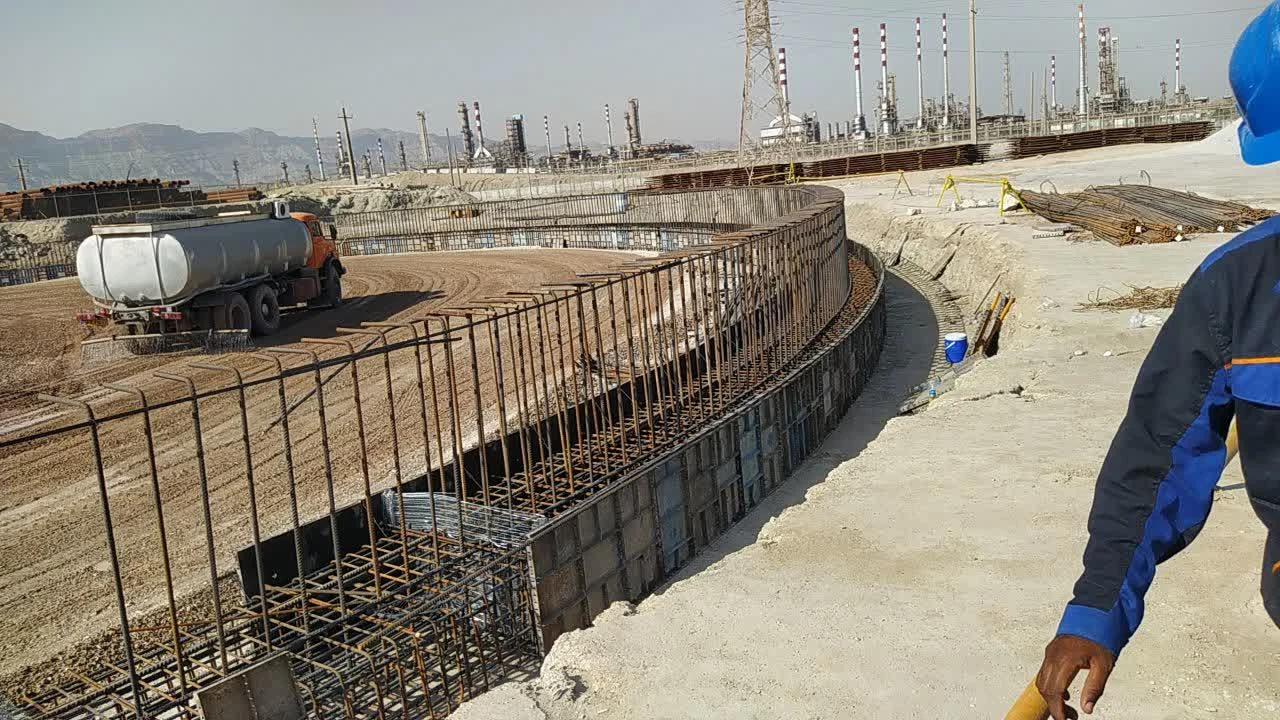 اجرای کفسازی پیوینگ با ماله پروانه