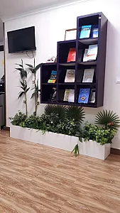 دکتر فرج بخش