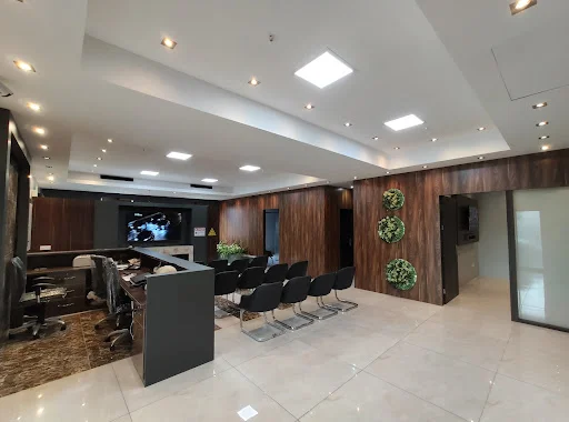 کلینیک زیبایی الماس