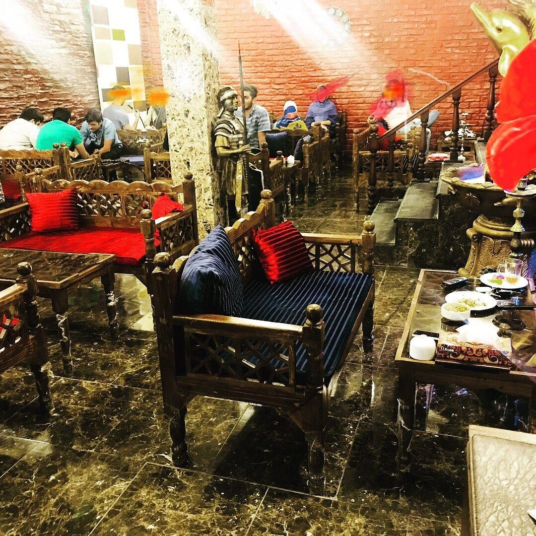 سفره خانه سنتی تگرگ