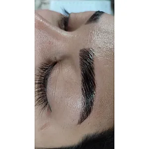 لیفت و لمینت مژه وابرو طیبی