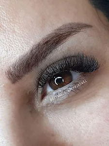 اکستنشن مژه و لیفت و لمینت مژه و ابرو
