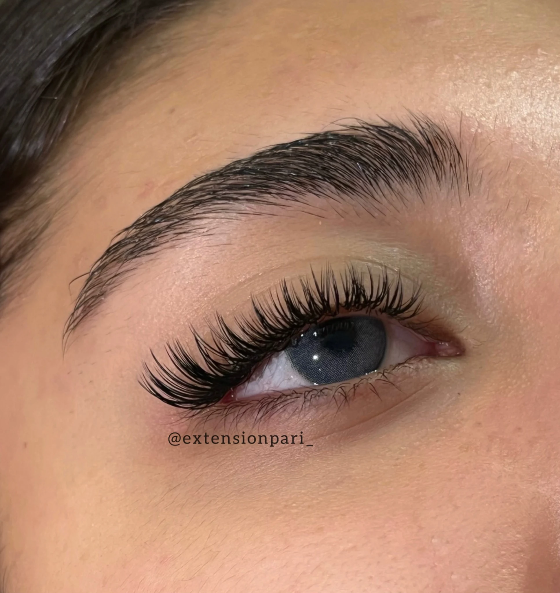 اکستنشن مژه و لیفت مژه و ابرو پری راد - تصویر 2
