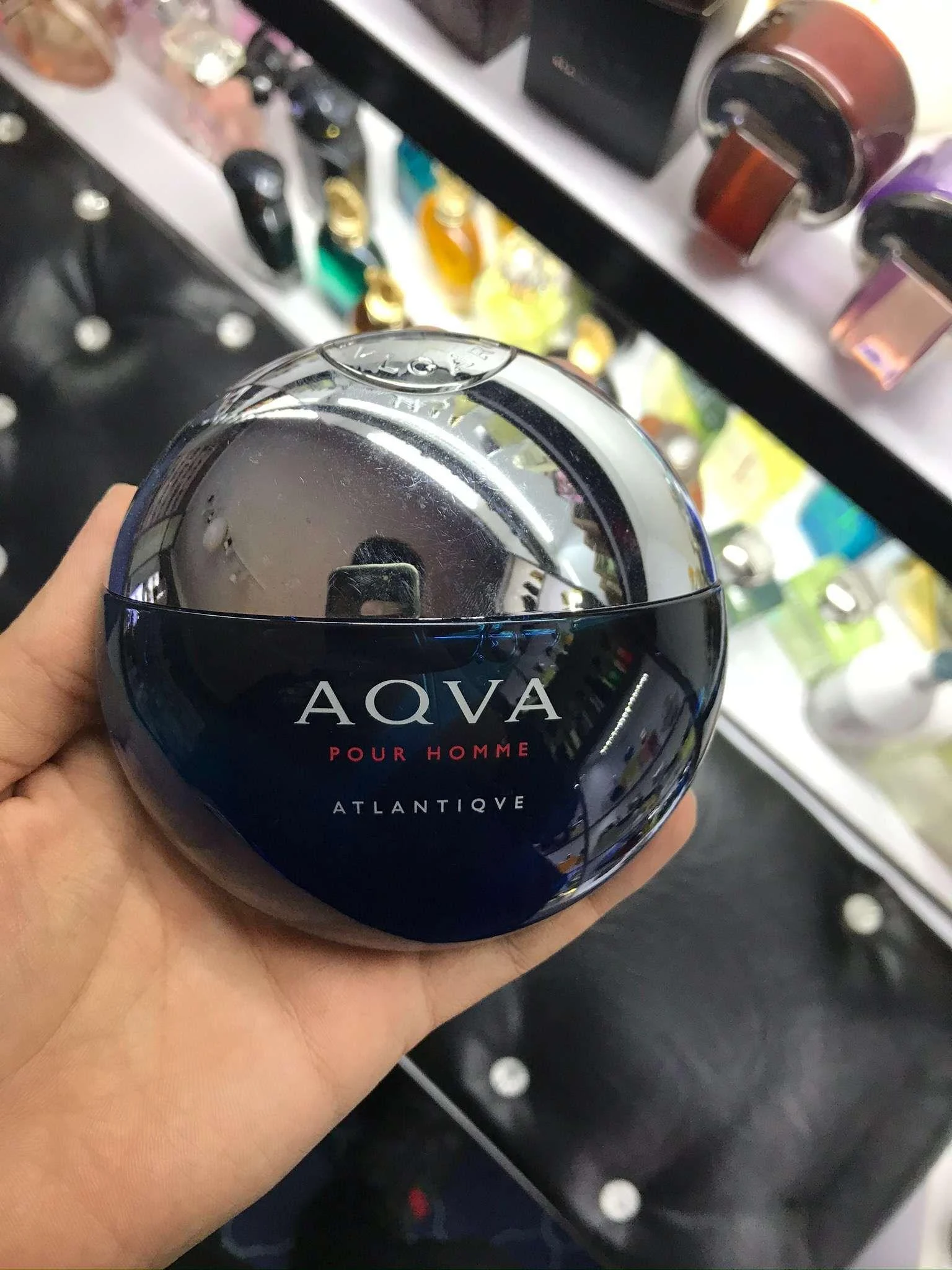 عطر نفیس
