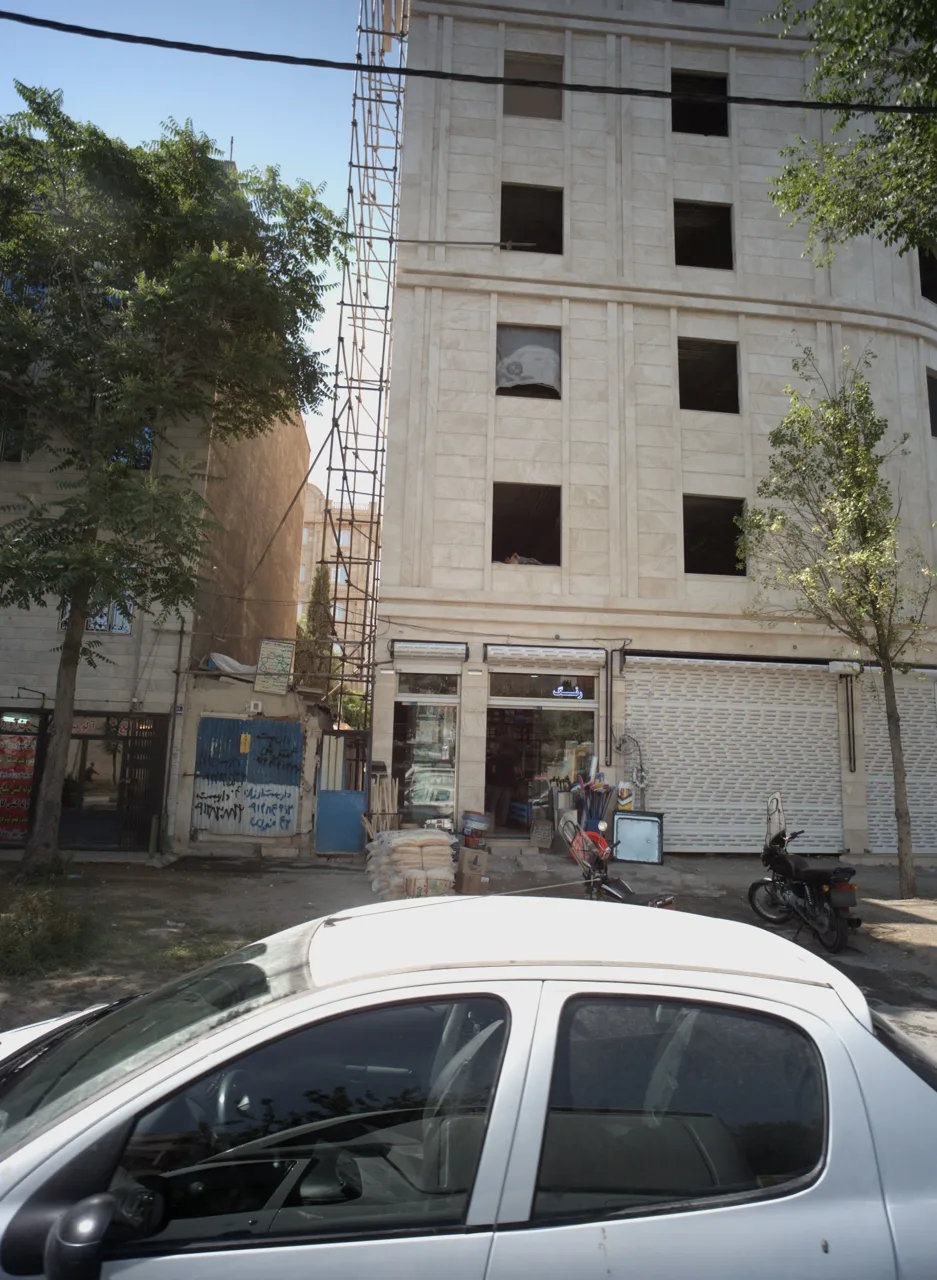 فروشگاه رنگ و ابزار