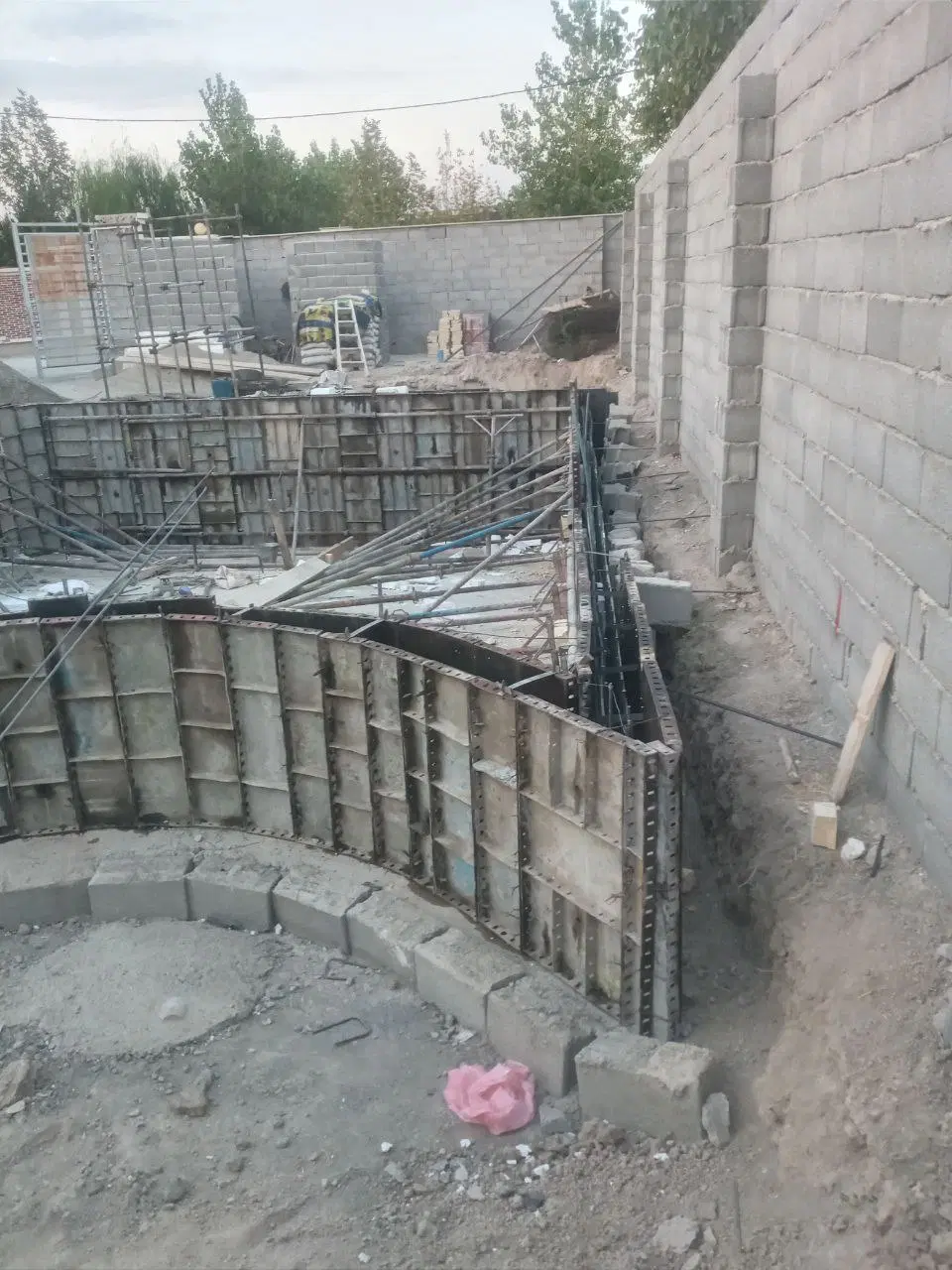 ارماتوربندی و قالب‌بندی در اکباتان - تصویر 2