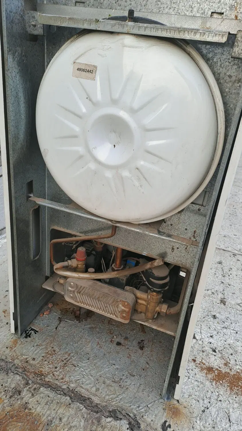 تعمیر پکیج و آبگرمکن در زیبادشت - تصویر 2
