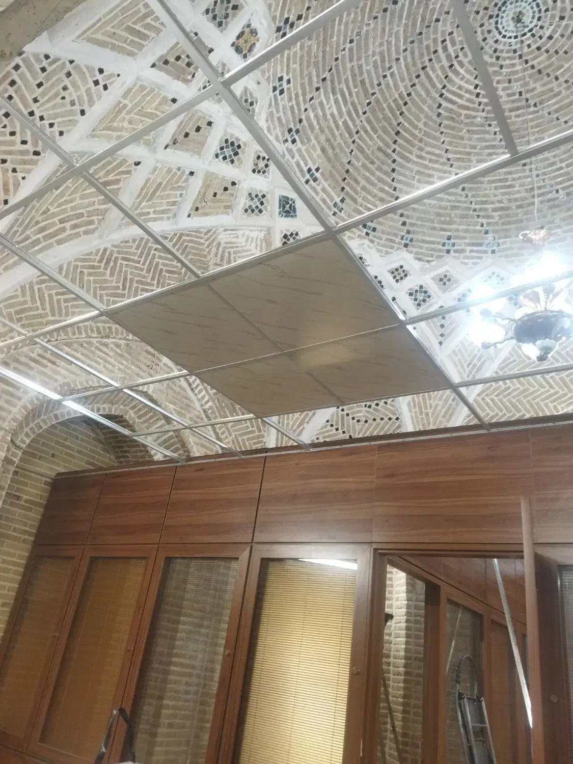 بازسازی و اجرای دکوراسیون در سردارجنگل - تصویر 12