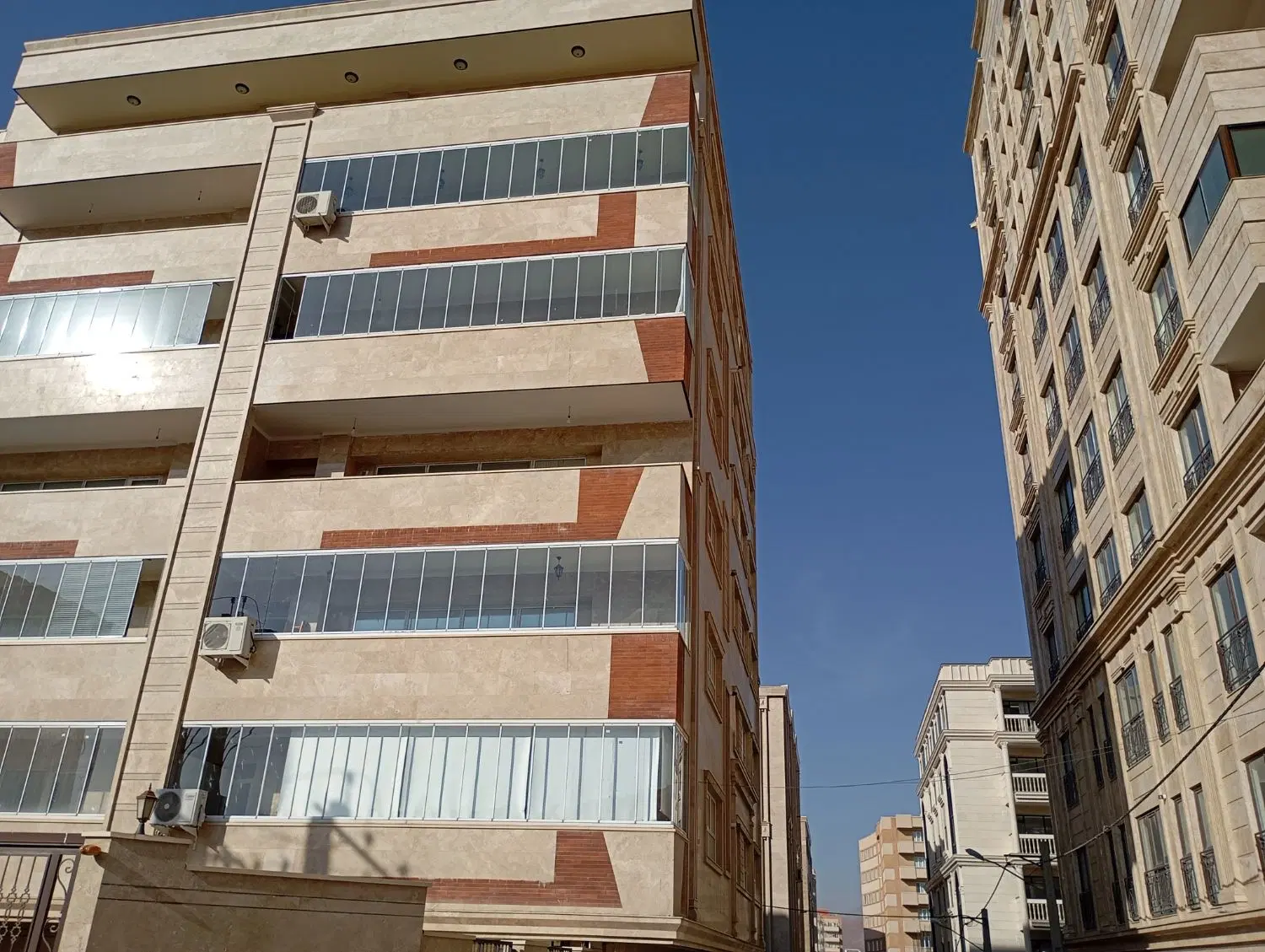 شیشه بالکن جنتی