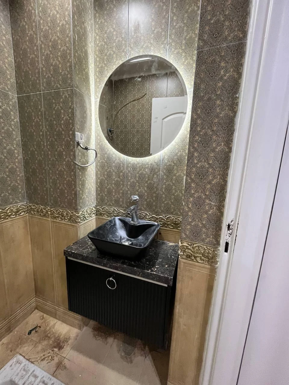 تاسیسات عنبرستانی - تصویر 2