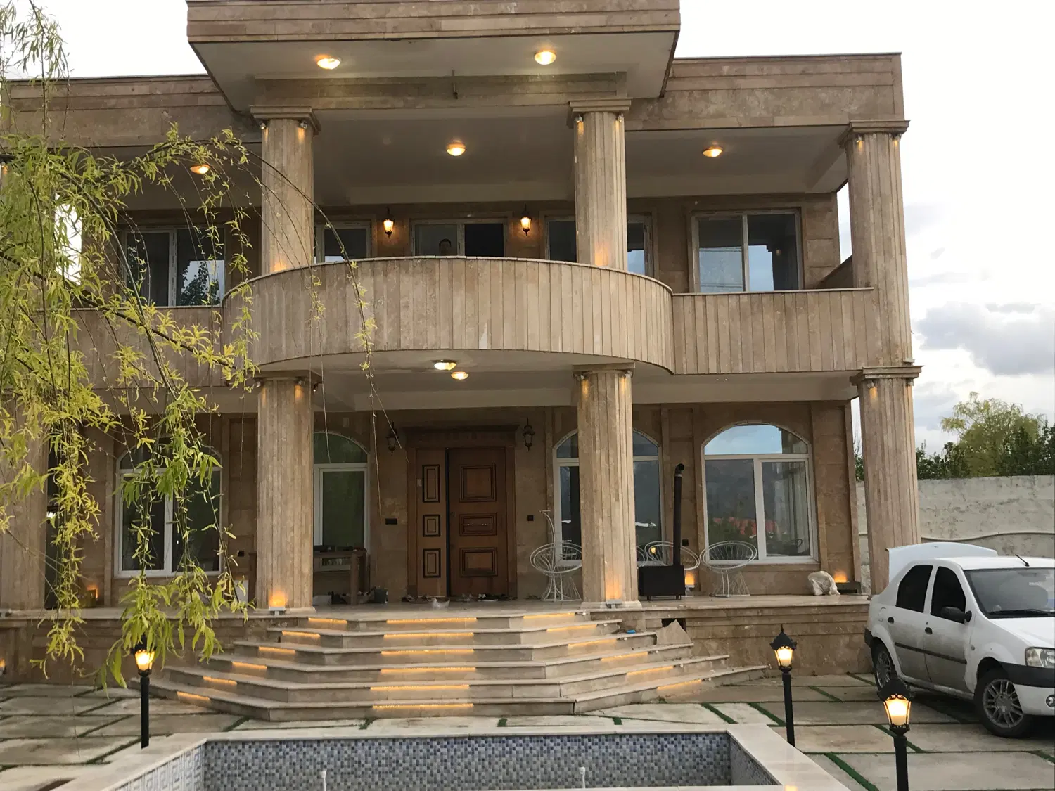 برق‌کار ساختمان در تبریز - تصویر 4