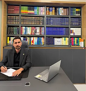 دفتر وکیل