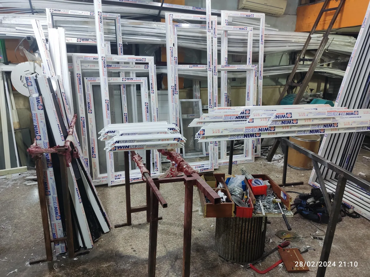پنجره دوجداره UPVC وتوری - تصویر 4