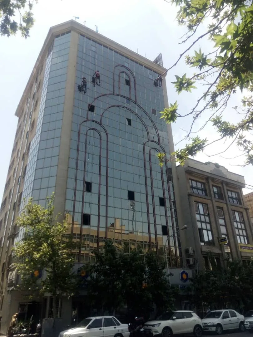 پیچ و رولپلاک نما آقای راپل - تصویر 3