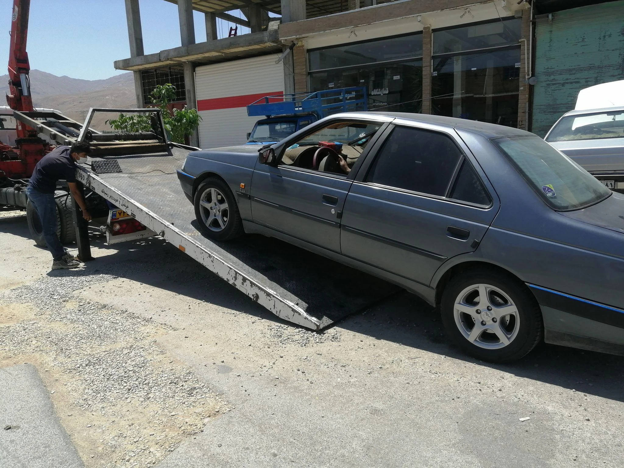 شرکت امدادخودرو جرثقیل یدک کش اطلس بام ایرانیان شهرکرد - تصویر 3