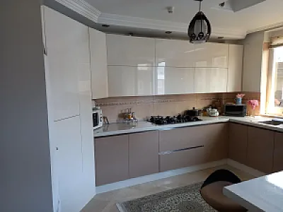 کابینت و دکوراسیون هنرور