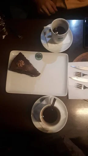 قنادی زیتون