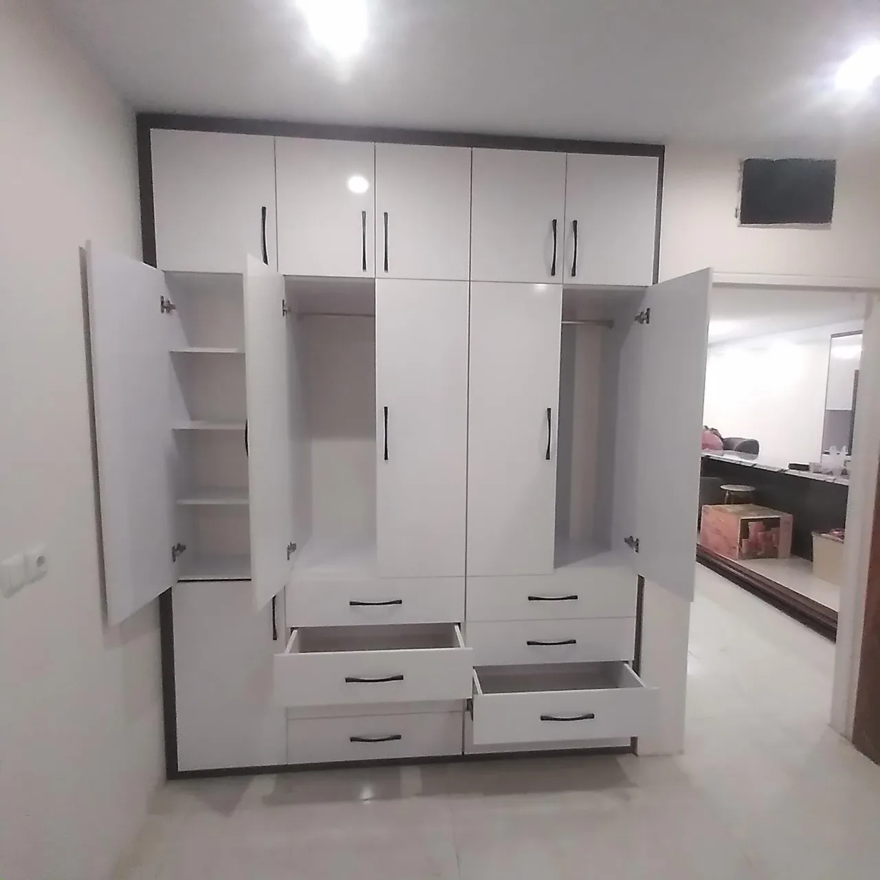 دکوراسیون داخلی کابینت کمد دیواری جاکفشی لطفی - تصویر 2