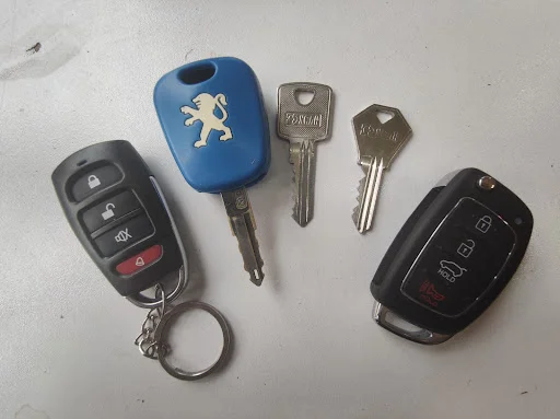 کلید سازی ولیعصر