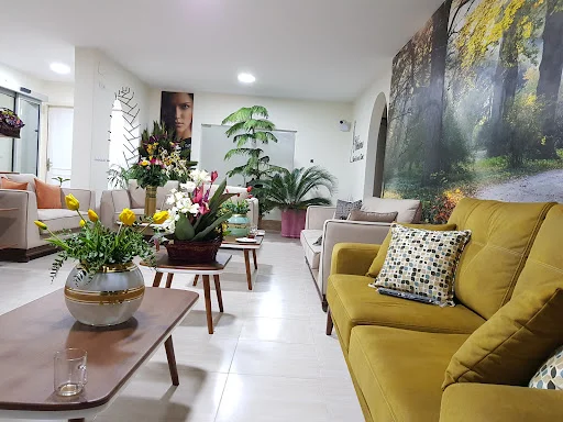 کلینیک تخصصی پوست و مو و زیبائی ولیزر نیک سیما