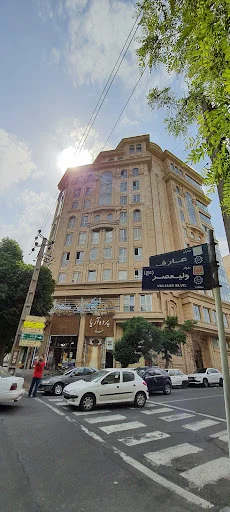 کلینیک تخصصی پوست و مو و زیبائی ولیزر نیک سیما