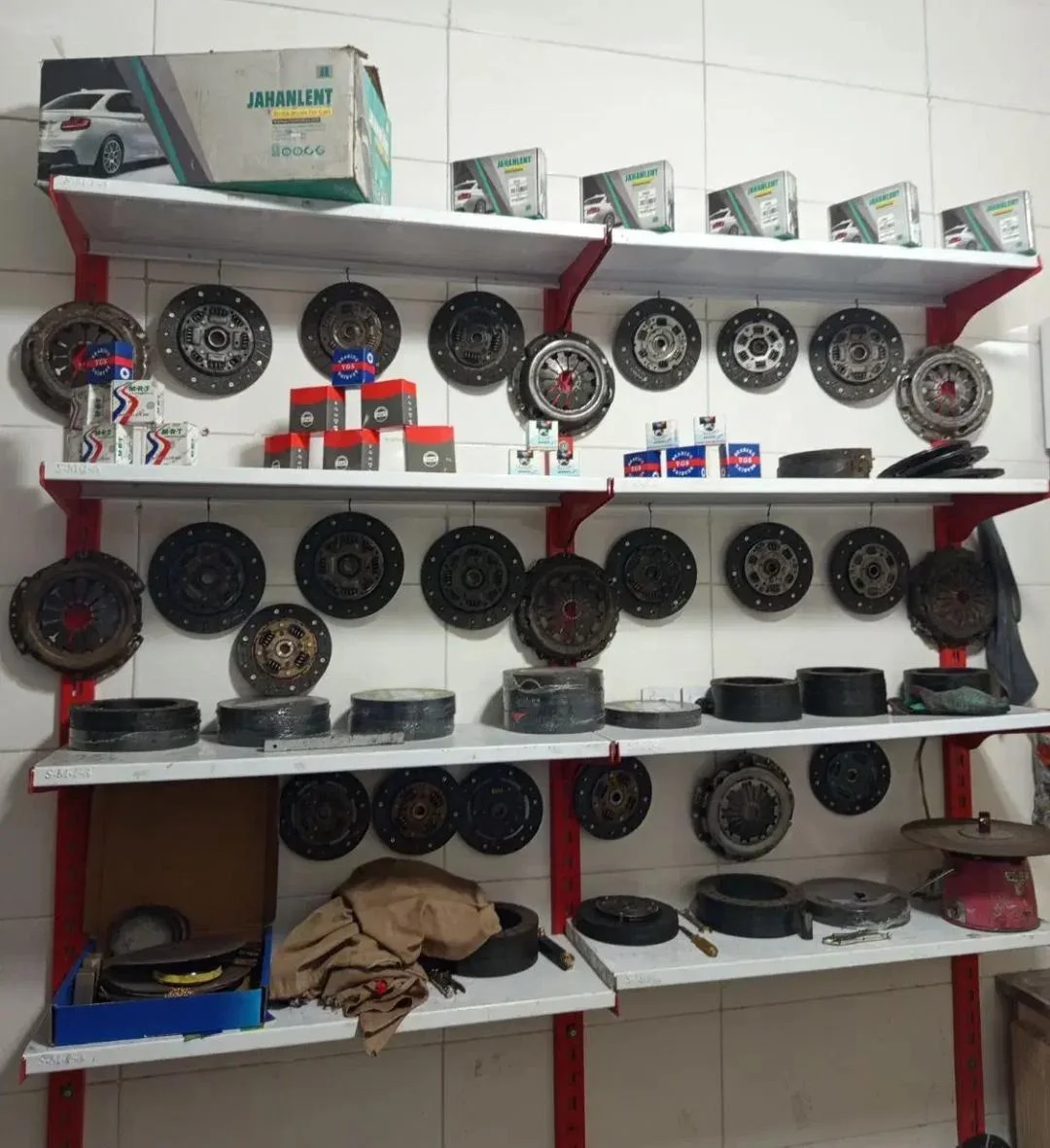 لنت‌کوبی و آهنگری