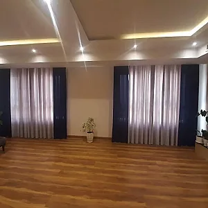 پرده و کابینت (دکوراسیون نیما)