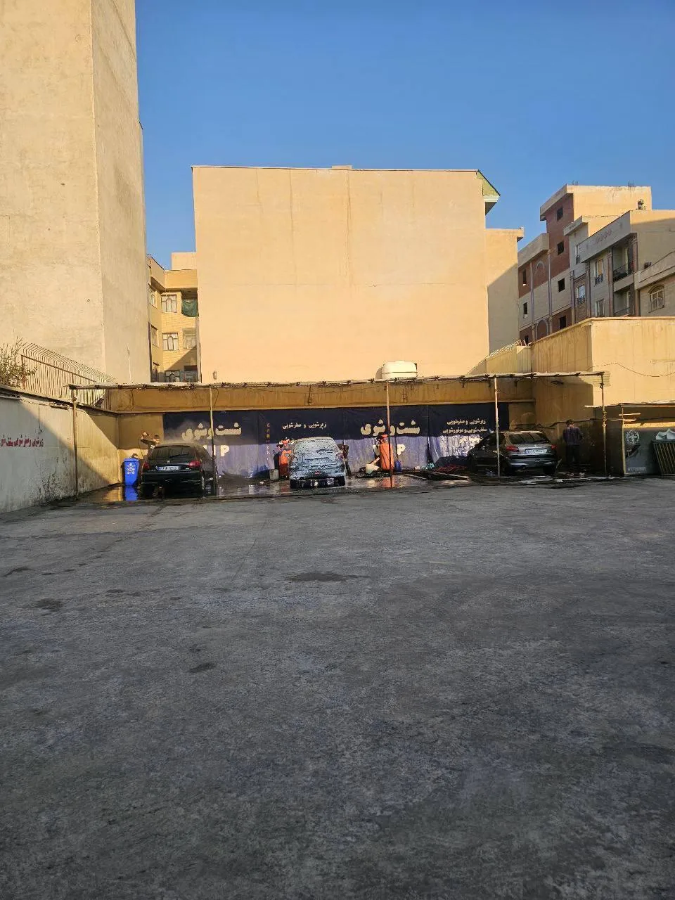 کارواش کارگر - تصویر 3