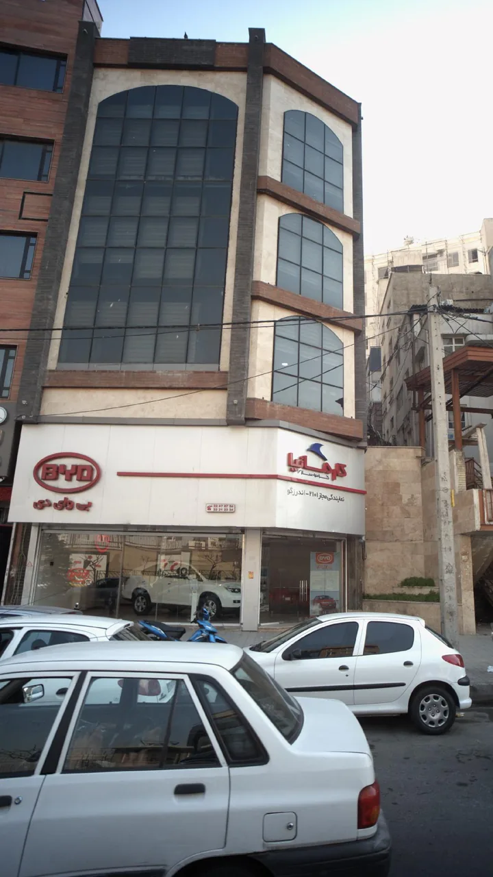 نمایشگاه خودرو کارمانیا
