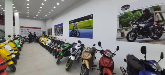 فروشگاه دنیای موتور