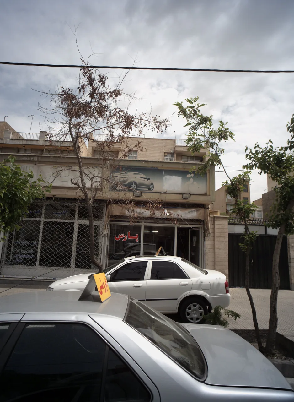 نمایشگاه اتومبیل دفتر پارس