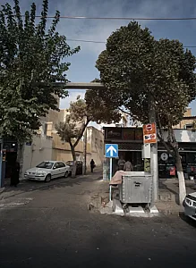 اتومبیل زرین