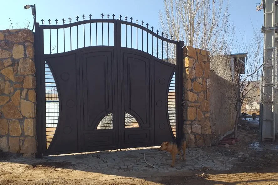 کارگاه طراحی و تبلیغاتی فرزین