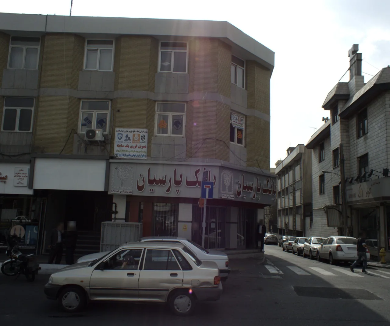 عاملیت فروش خودرو