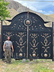 درب و پنجره فاتحی