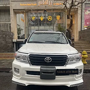 نمایشگاه اتومبیل پرهام