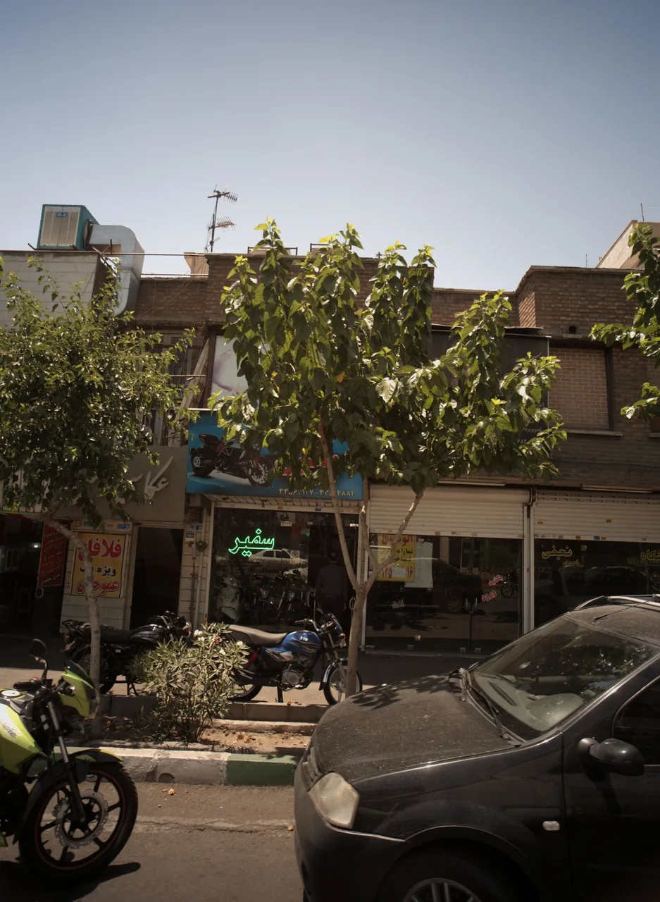 فروشگاه موتور سفیر