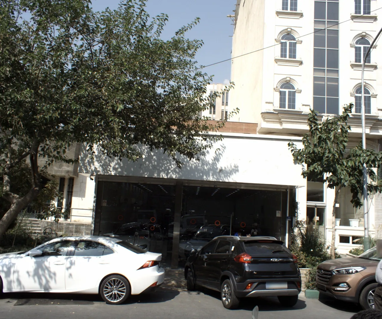 نمایشگاه اتومبیل