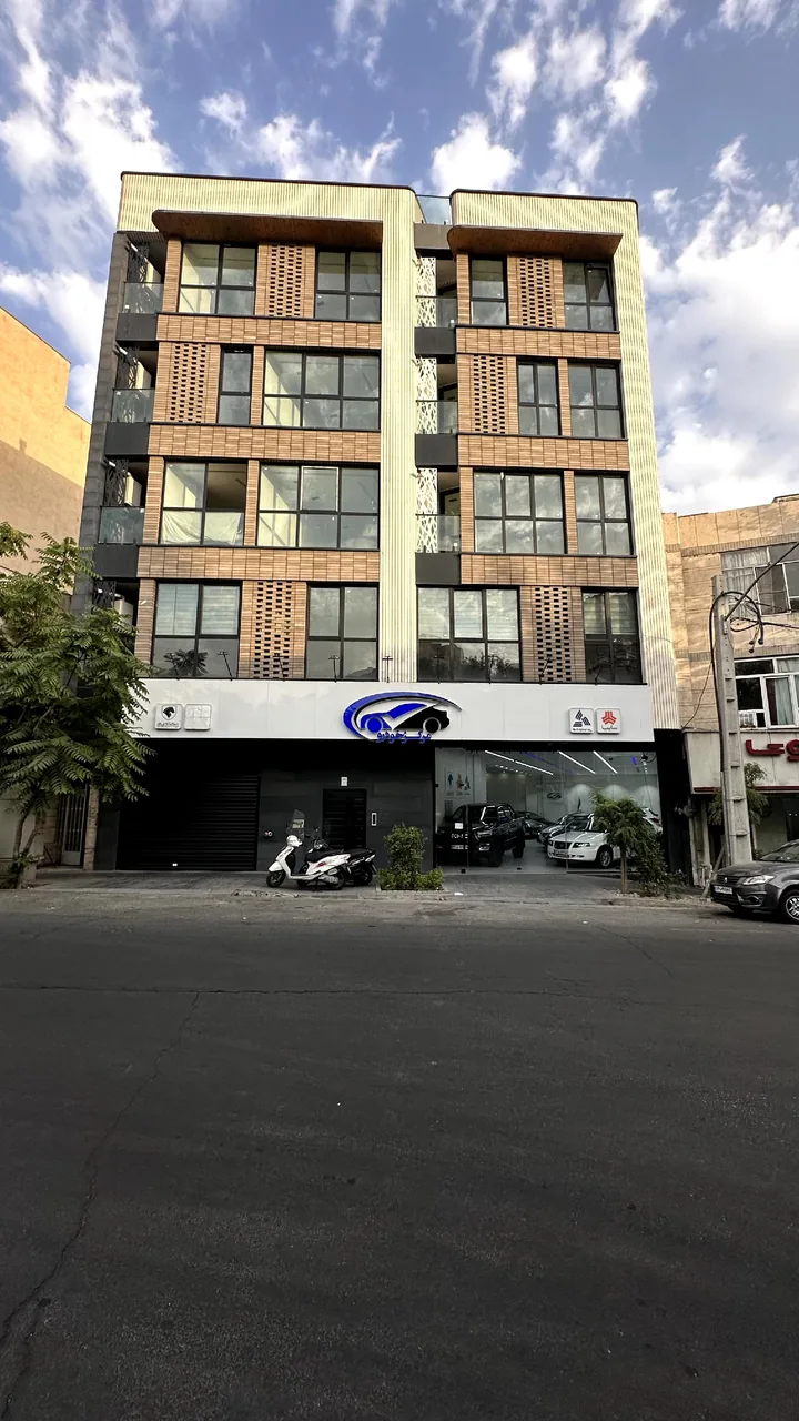 مرکز خودرو شعبه غرب - تصویر 3
