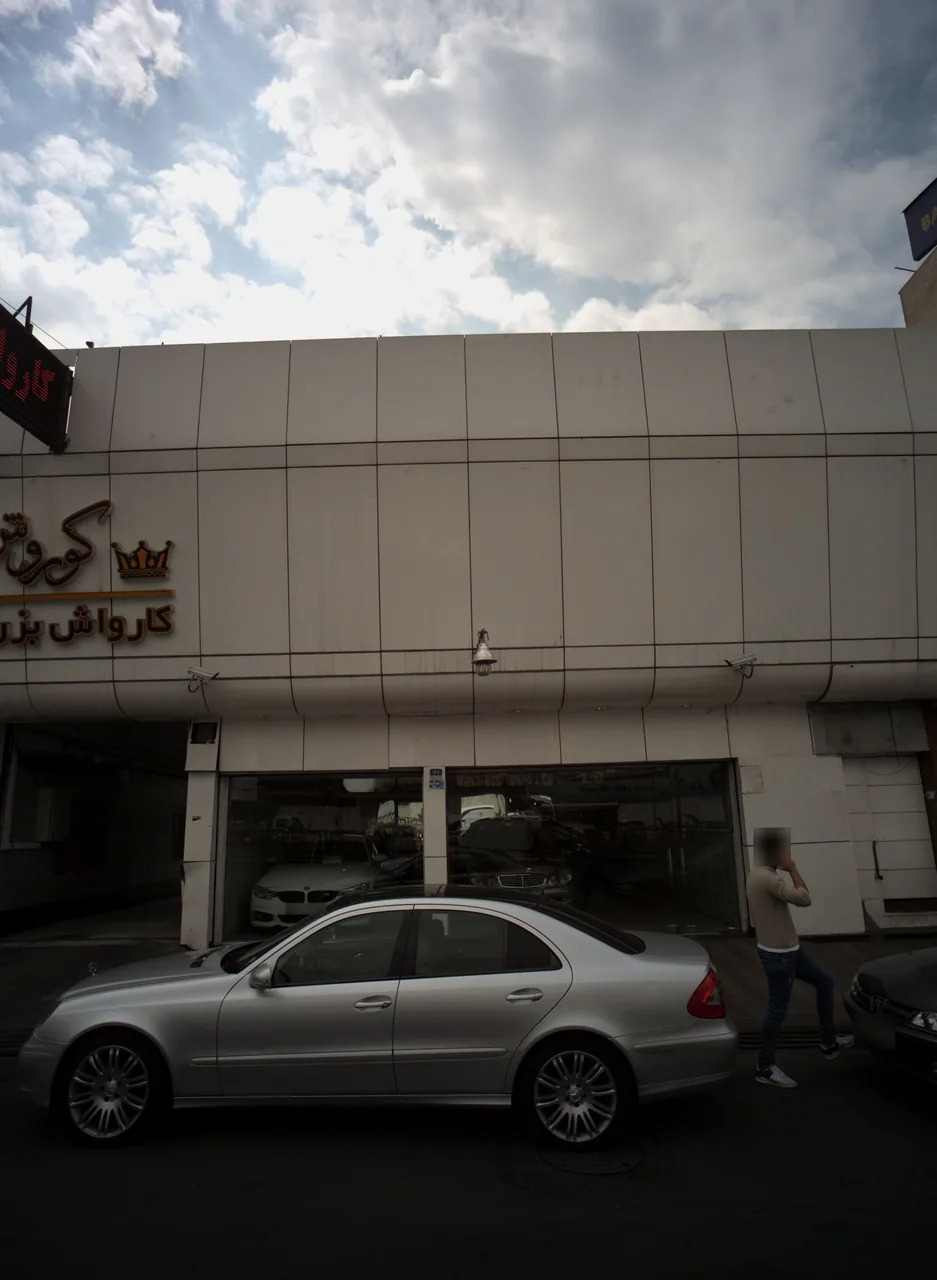 نمایشگاه اتومبیل