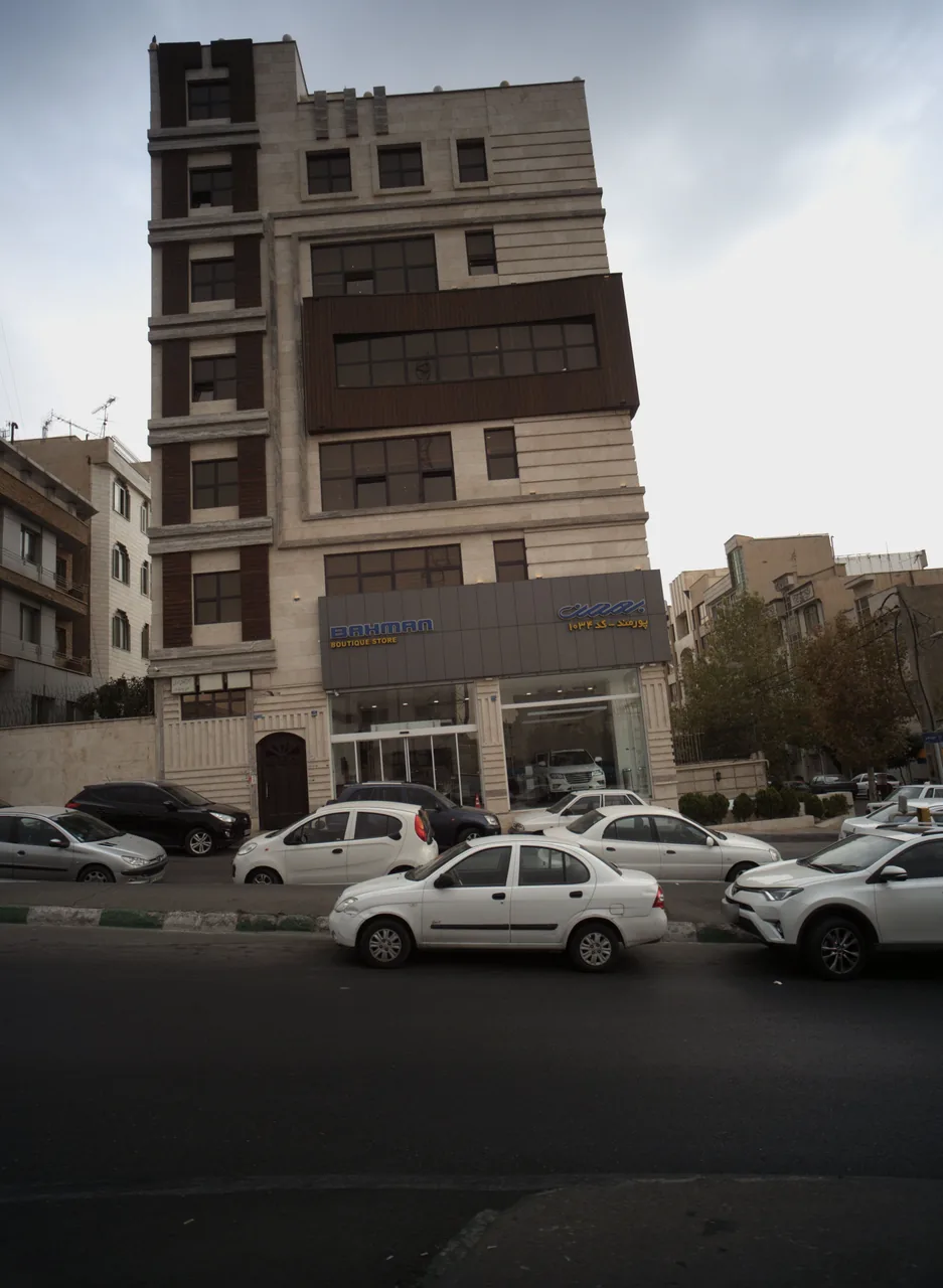 نمایشگاه اتومبیل بهمن