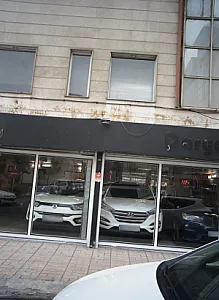نمایشگاه اتومبیل